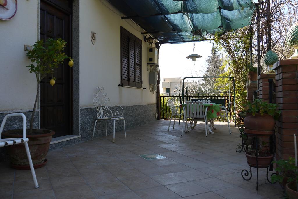 Villa Casa Vacanze Laura Caltanissetta Exterior foto